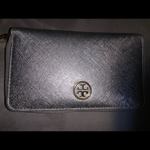 Tory Burch wallet - Picture 1 of 4